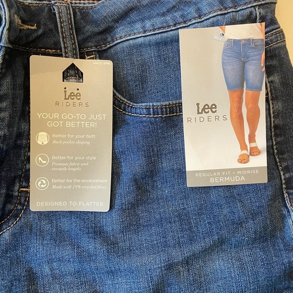 NWT Lee Riders Midrise Bermuda Shorts in Iron Blue - Size 8 - Picture 8 of 10